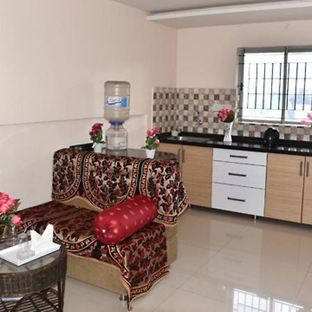 Hotel New Bell Inn บังกาลอร์ ภายนอก รูปภาพ